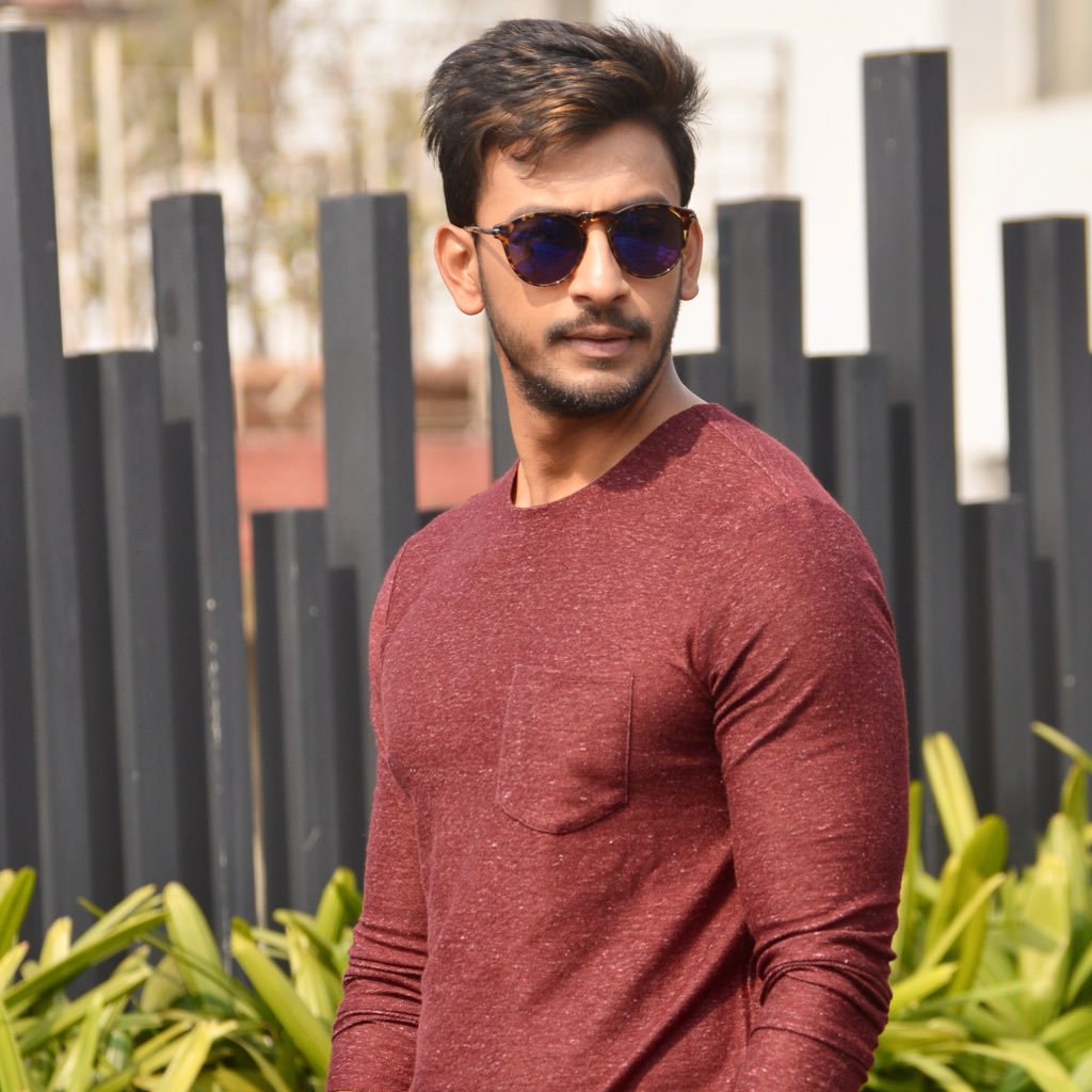 bonysengupta's tweet photo. #NewProfilePic https://t.co/flAvdm5I06