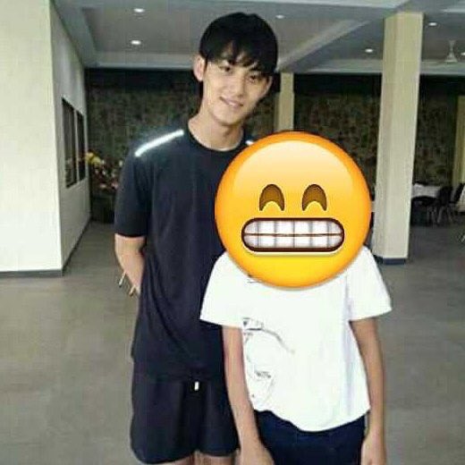 redthread95's tweet photo. เด็กแถวบ้านเว่อ 55555555555 เหมือนรุ่นพี่ม.หก ป๊อบๆ หลังเตะบอลเสร็จ https://t.co/7ayP0m3fWK