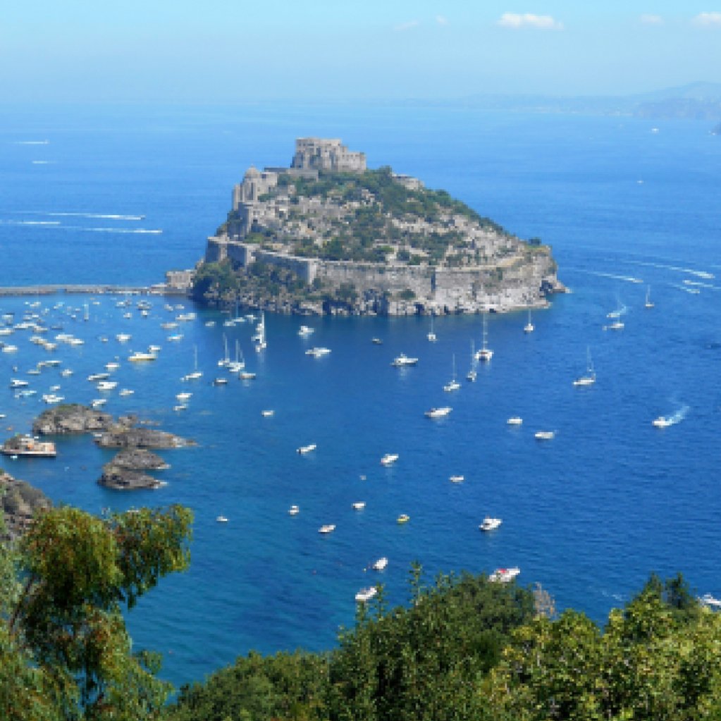 cittaweb's tweet photo. #vacanza ad #ischia in #hotel #orienteterme #viaggiare richiedi info qui e #helevirturismo #agenziaviaggi ricontatta https://t.co/qsX2fo5riJ https://t.co/uaXjr15ZM2