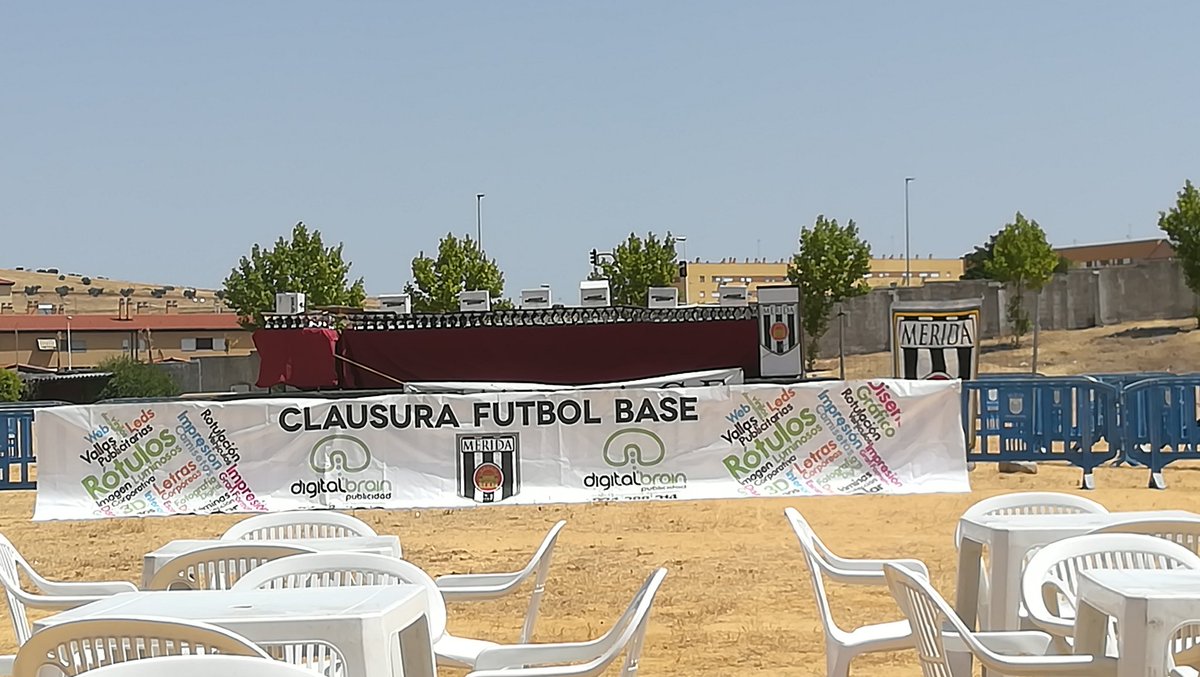 🏆Clausura Temporada 2016/2017
📅Hoy Sábado 
🏟️Campos Federativos Miguel Patón 
🕤21:30 H
Ya va quedando menos...