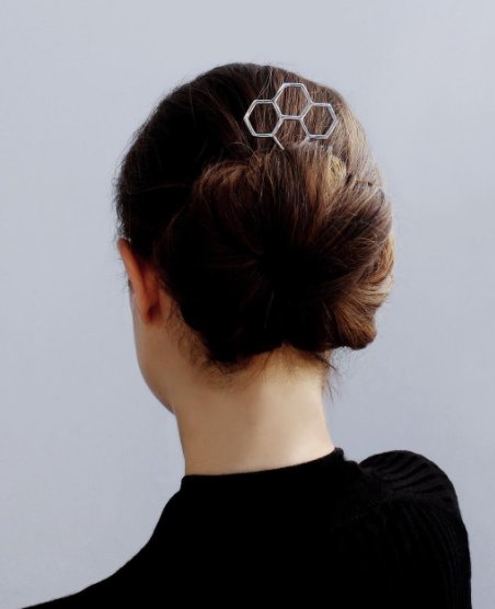 During summertime, graciously combed hair by refined accessories in pure silver are a must ✨ #hexagons #honeycombs corojewels.com