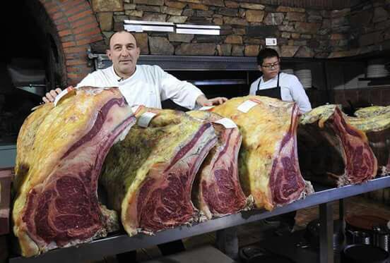 esFoodibase's tweet photo. Así es la carne de buey madurada ... lo que te dan en casi todos lados es vaca ... Visítanos para compartir sobre cocina www.foodibase.con https://t.co/xLhgsQYEJl
