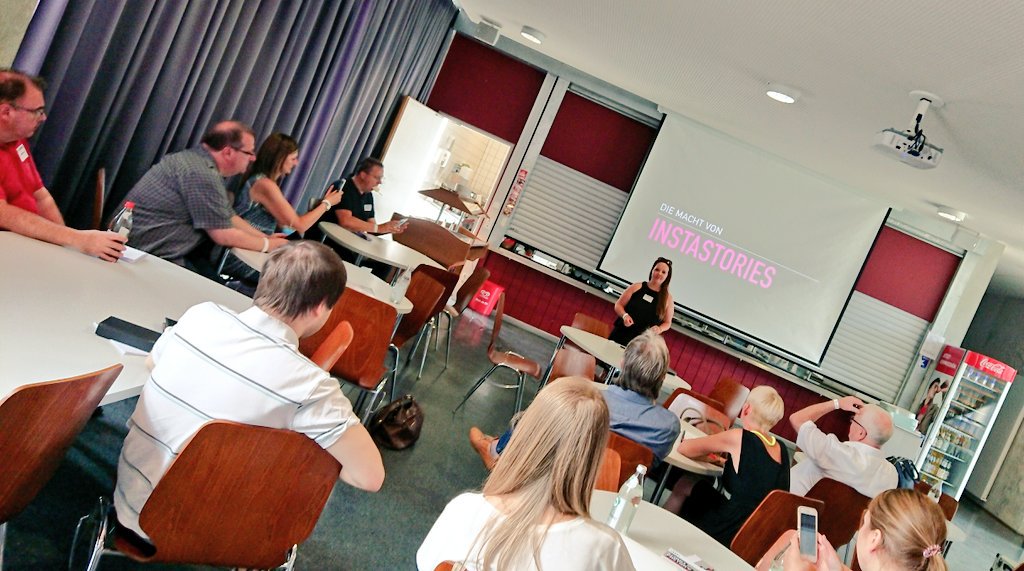 virginiamunzke's tweet photo. Nächste Session @Mrsemilyshore zu #instagramstory 👍#barcamp #subc17 https://t.co/unxjUpTr71
