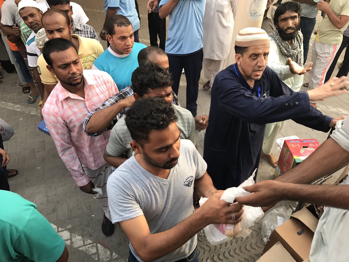 PendingMeal's tweet photo. Another 1000 iftar meals distributed yesterday in Sonapur by a group of friends and colleagues - so inspiring! 🤗 #Mydubai https://t.co/6ZH96VAdwq