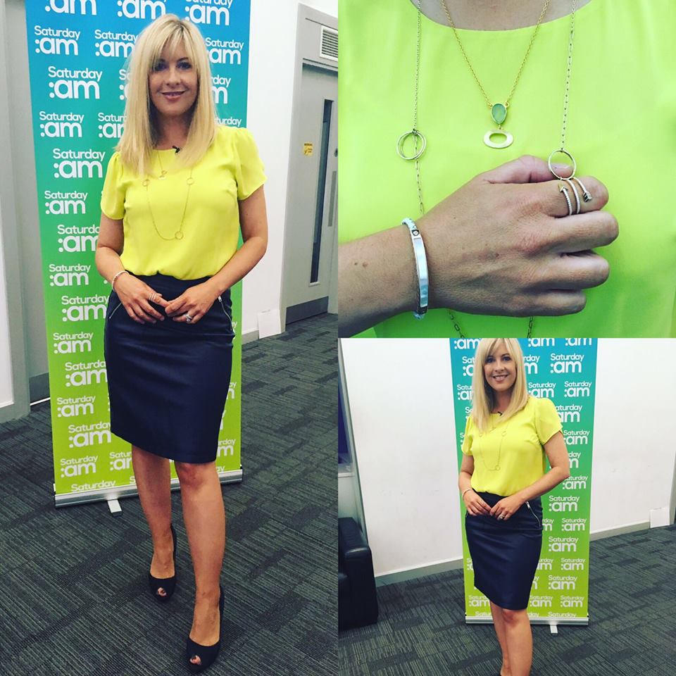 WeekendAMVMTV's tweet photo. .@lwoodsey beautful outfit she was wearing today.The top is from @Oasis_Ireland , skirt is from @iclothing and jewellery is from Knight&amp;Day https://t.co/URhiKVUJg1