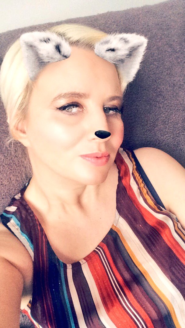 thisis_taylors's tweet photo. #saturdaymorning #SnapchatFun #filterday #MAKEUPFOREVER #lashes #outout https://t.co/pFivr6LPju
