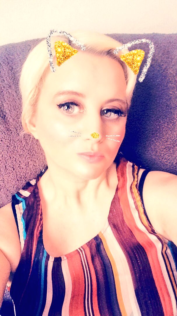thisis_taylors's tweet photo. #saturdaymorning #SnapchatFun #filterday #MAKEUPFOREVER #lashes #outout https://t.co/pFivr6LPju