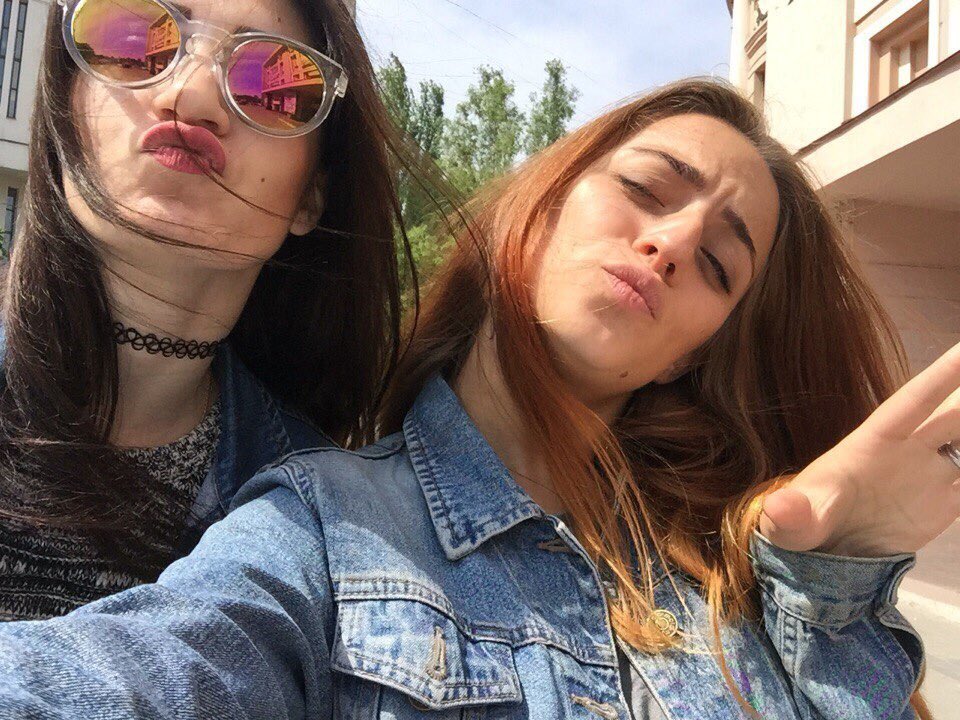 anyashhhh's tweet photo. @Trubinanana ! с твоим днём 💞 https://t.co/p48koqdhrf
