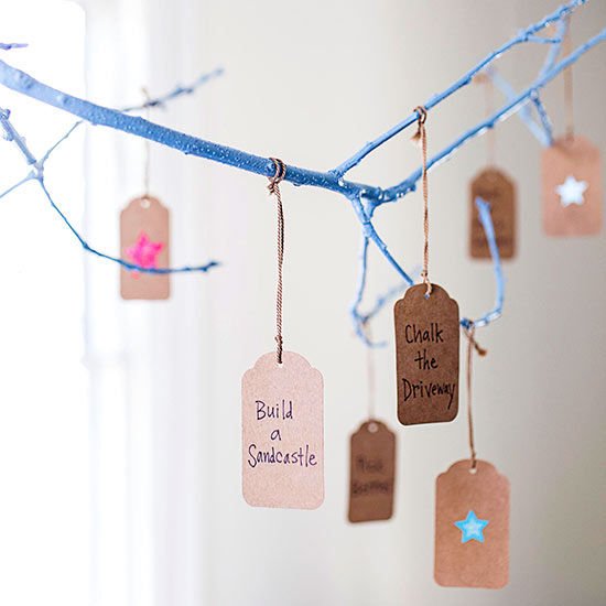 parents's tweet photo. Make a Summer Fun List: Crafts, Activities, and Ideas https://t.co/MH6zyKTEA1 https://t.co/CJSopdDOTt