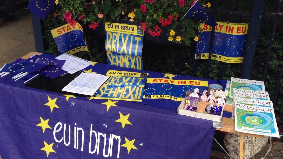 euinbrum's tweet photo. @MoseleyFarmMkt @moseleyforum @MoseleyExchange @thedancingflea @harbornelabour @WMLabour @Moseleyspoons @DarkHorseMosele @Midge_UK @Sapori_di_Sole @JavaLoungeUK #EU in bloom! Beautiful day @MoseleyFarmMkt Some great conversations with #Moseley locals & visitors. Chat & sign up #Birmingham #StMarysRow https://t.co/Sfd7SIWhXg