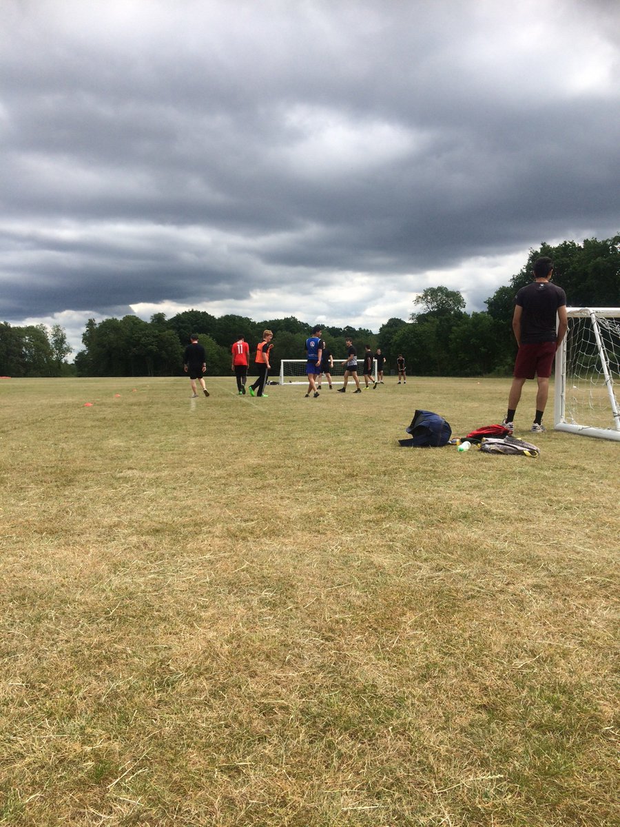 Sevilla Depression vs Wedgemen FC as the opening match