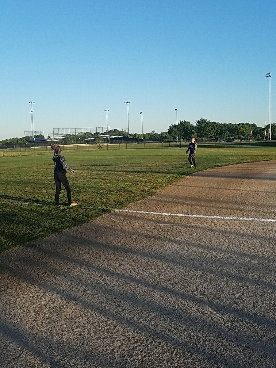 Dan Hedgpath tweet media