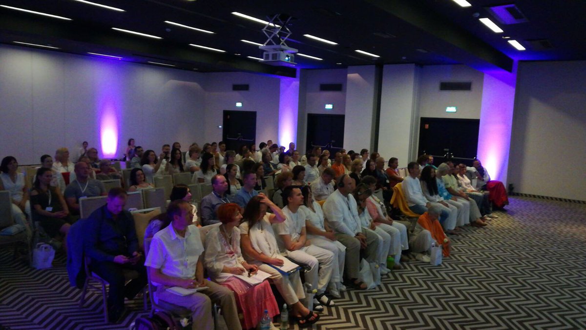 onenessu's tweet photo. The Phenomenon &amp; Gift in Poland has just begun! We wish everyone participating a powerful experience of the Phenomenon &amp; incredible Gifts!!! https://t.co/FA6lXcYtcg
