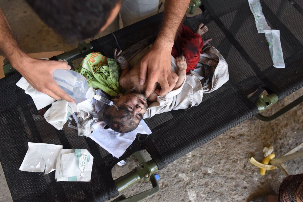CampbellMacD's tweet photo. It's absolutely obscene the civilian casualties coming out of #mosul's Old City. Airstrikes, ieds, mortars - it doesn't stop https://t.co/8aQdWS6xRL