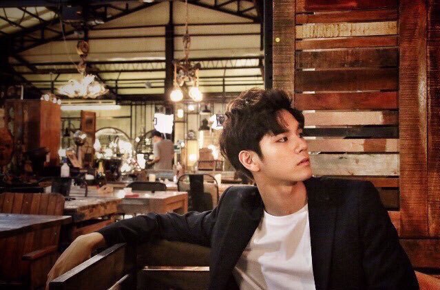 PONG9X's tweet photo. พี่ก็มีมุมหล่ออยู่เด้อ https://t.co/r06AcyqLNG