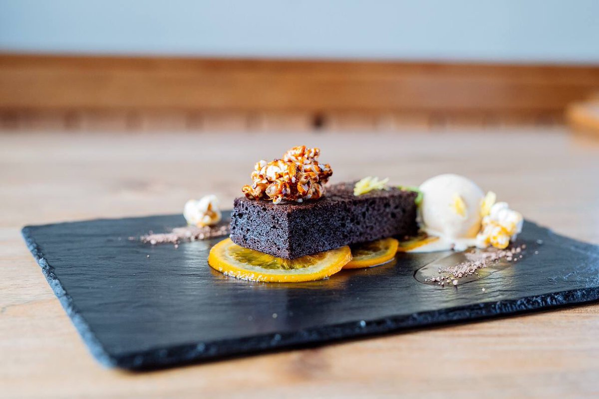 theswaninnchidd's tweet photo. We are now #recruiting for a #chef de partie. Great pay! email all cv's to info@theswaninnchiddingfold.com @UphamBrewery  @_StationHouse https://t.co/W9u0Qz6hdS