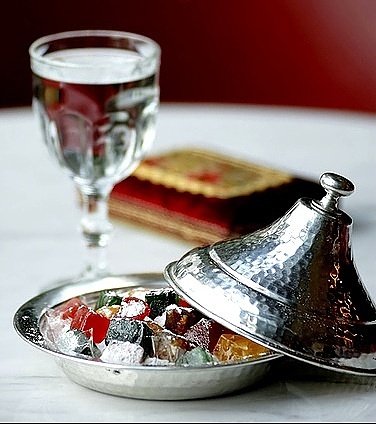 Ramazan Bayramınız mübarek olsun. Saglık ve mutluluk dolu bir bayram olsun.