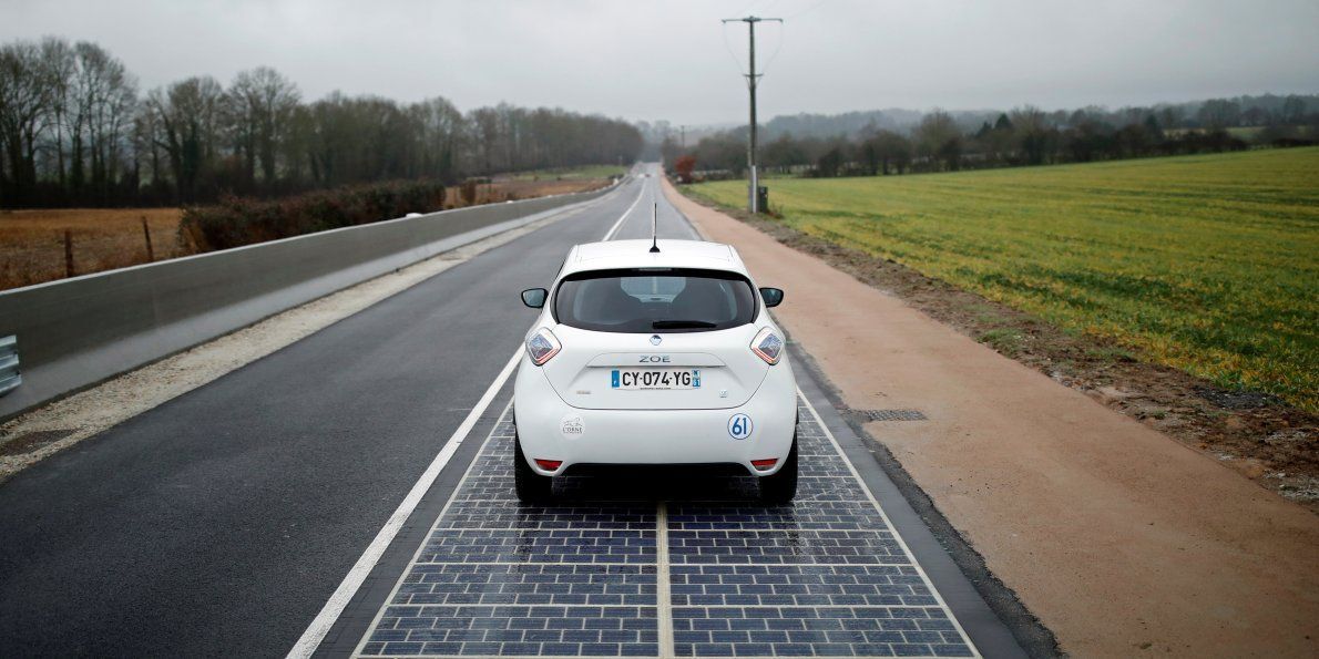 InsiderIntl's tweet photo. The world's first solar panel road has opened in France https://t.co/2GbPX7o5zt https://t.co/3jlHOgCgWl
