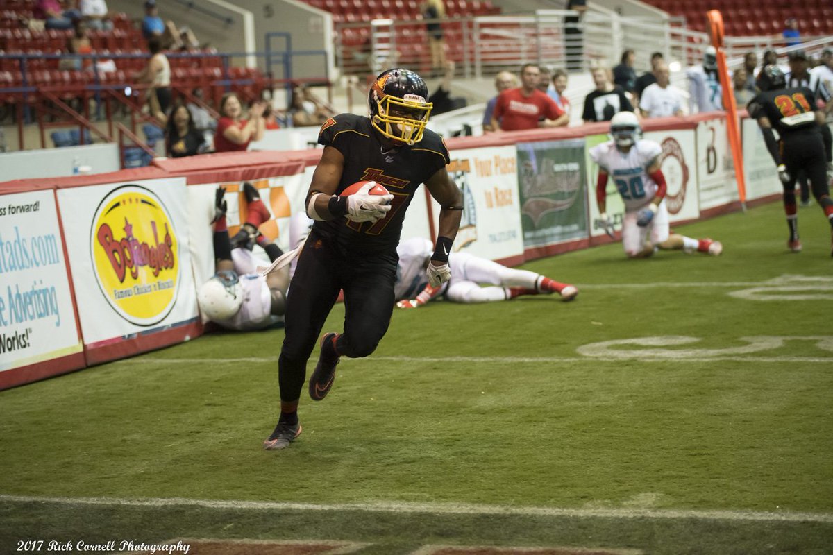 triangletorch's tweet photo. SIF Championship game TODAY at 7:30!! $5 Tickets!! Help us take down the trophy!! #TriangleTorch #FlameUp #Raleigh #IndoorFootball https://t.co/MmgDOFMwGH