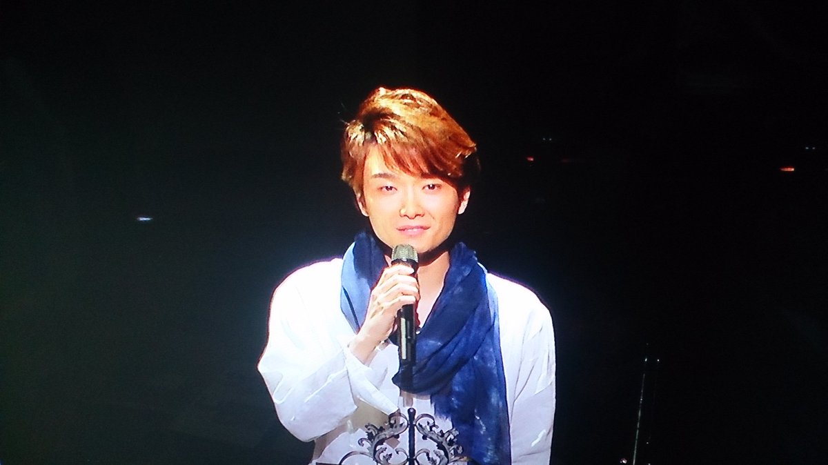 O Xrhsths クラリネ Sto Twitter 井上芳雄 シングズディズニー ワン ナイト ドリーム 視聴中 やっぱりこのライブすごいいいなぁ このライブチケットは取れたんですが出張で行けなかったから映像で観れてすごい嬉しい 芳雄さんと真綾さんのディズニー曲生で