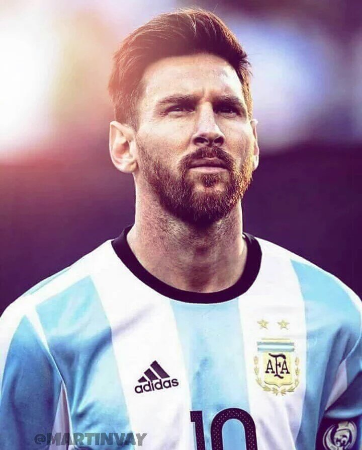 Caarla_13's tweet photo. De chiquito sufría porque no crecía, ahora es el más grande del mundo! #FelizCumpleLio #mesSIempre ☝🇦🇷 ♡ https://t.co/FgA2UCCk7K
