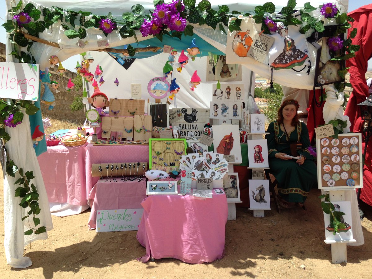 pa_ru_pu's tweet photo. Hoy estamos en el Avalon summer fest con @gallinarara Gracias a la organización por todo vuestro trabajo. #parupu #avalon #market #belmonte https://t.co/Gx9WvXzf1h