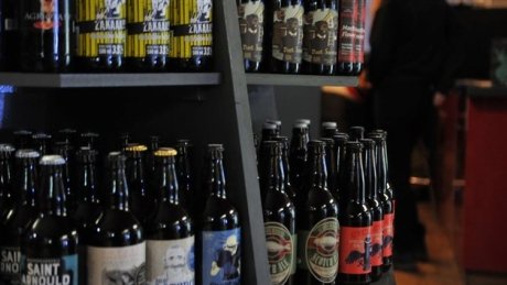 CBCPolitics's tweet photo. Free trade between provinces? That would be anarchy: Neil Macdonald https://t.co/exNbx0taB8 #hw #cdnpoli https://t.co/qMmkDDwN1e