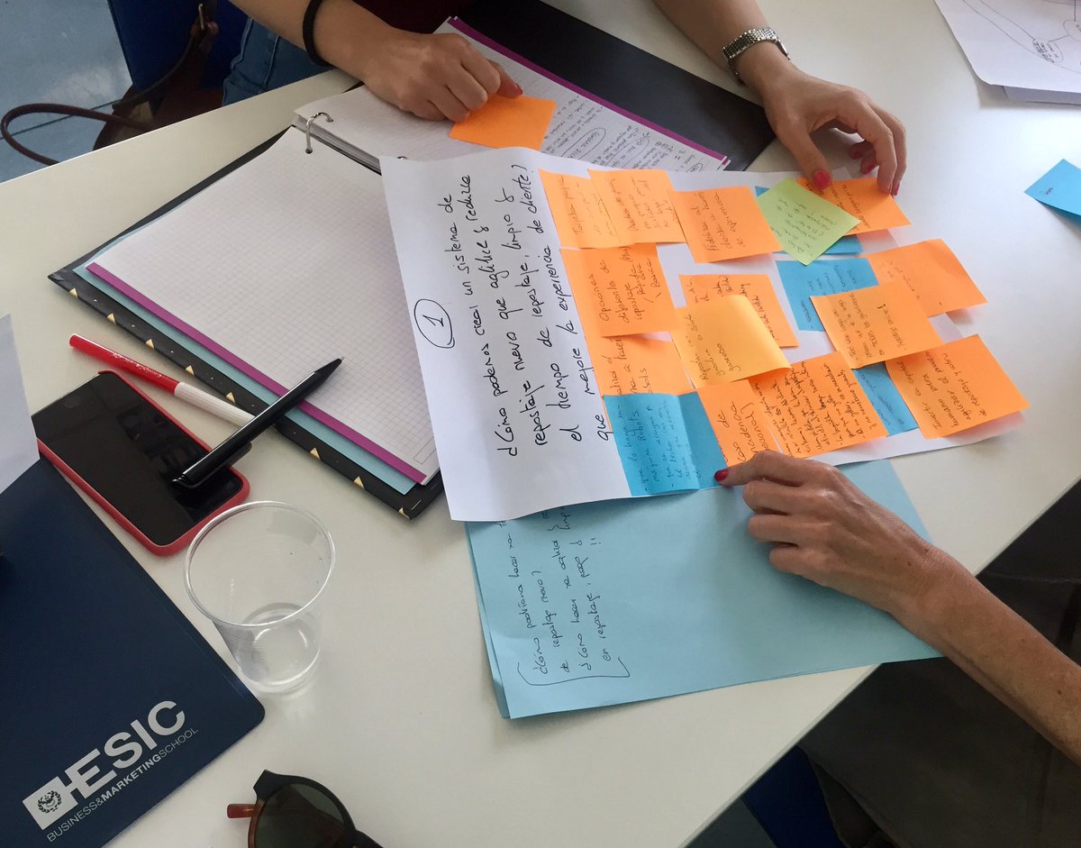 IDEANOVASI's tweet photo. Pensamiento creativo y #Design thinking  enfocado a la realidad empresarial en @ESICEducation  en Málaga https://t.co/MrxMYyCU9Q https://t.co/SC0cX0zDDX