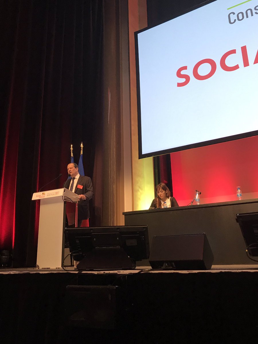 yannicktrigance's tweet photo. Au conseil national du @partisocialiste ouvert par @jccambadelis https://t.co/oZA6a6z3Xs