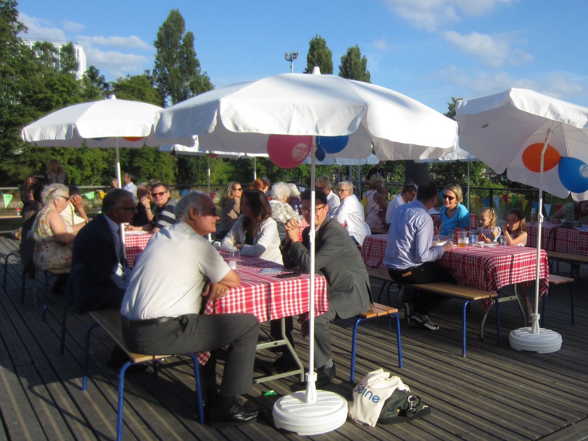 MatthewWendeln's tweet photo. Une belle soirée de lancement de #FeteEnSeine au port de #Courbevoie. https://t.co/bq1Zhvcuzi