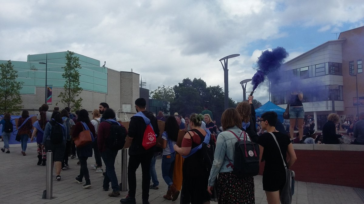 sugarmadre's tweet photo. Solidarity with staff #Warwickopen #SaveOurStatute @warwickuni https://t.co/HZoXrYw81E