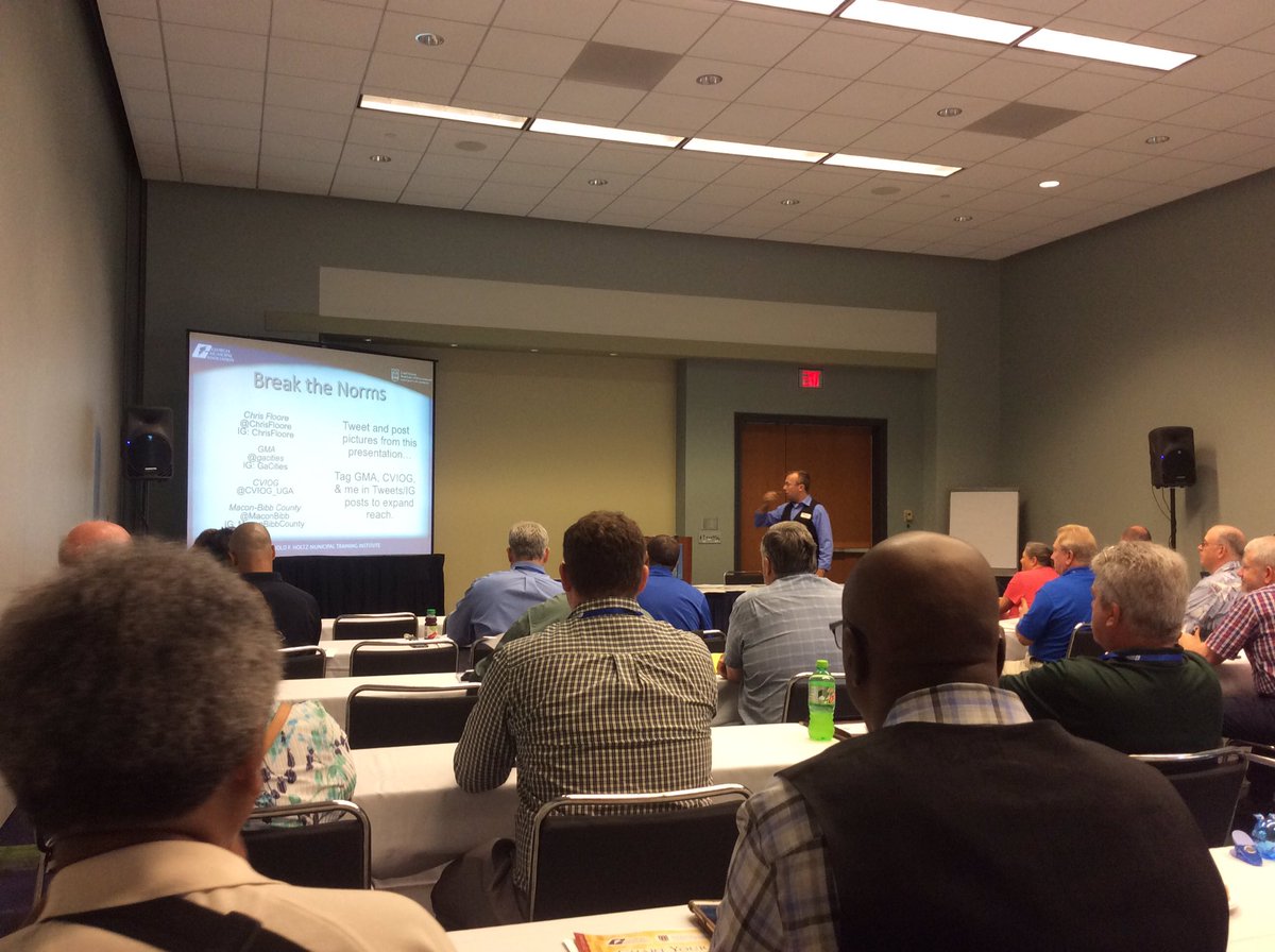 HembreeBrandon's tweet photo. Great training on effective use of social media by Chris Floore! @gacities @ChrisFloore https://t.co/UlXOPTJv0e