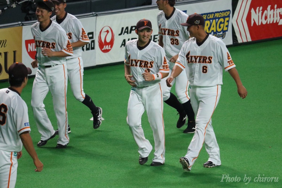 ちろる En Twitter 17 6 24 中田翔 杉谷拳士 なんかずっと2人でいちゃいちゃしてた W 仲良し