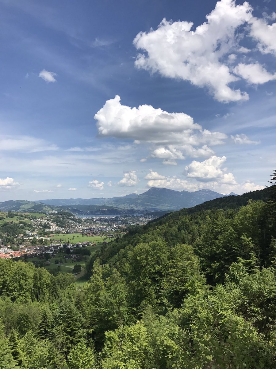 rstocker_sky's tweet photo. @hedilamnna @AnnaKastella #TwitterTelling mit @hedilamnna & @AnnaKastella! #RIGI🇨🇭:🔝Geografie #Minuten – CHAPEAU! #Storytelling der #MiniArt. 👁https://t.co/N6KCl6ZITB https://t.co/wY4HfOvgCQ