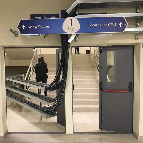 Fbeyeee's tweet photo. Nic neobyčejného, prostě prostory Zenit Arény,miliardy dolarů a deset let práce. https://t.co/oF5tAYyPkx