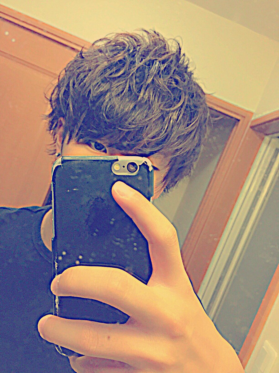 sosansetset's tweet photo. ✨300人いったのでタグします！✨

拡散しまくってほしいですね(´・∀・｀) 

#1mmでもいいなと思ったらRT 

#髪セット好きな人RT 

#美容師

#ベルェベル行く人RT

#雰囲気嫌いじゃないよって人RT 

#オシャレ好き

#とりあえずみんなRT https://t.co/FGLLoRZsVe