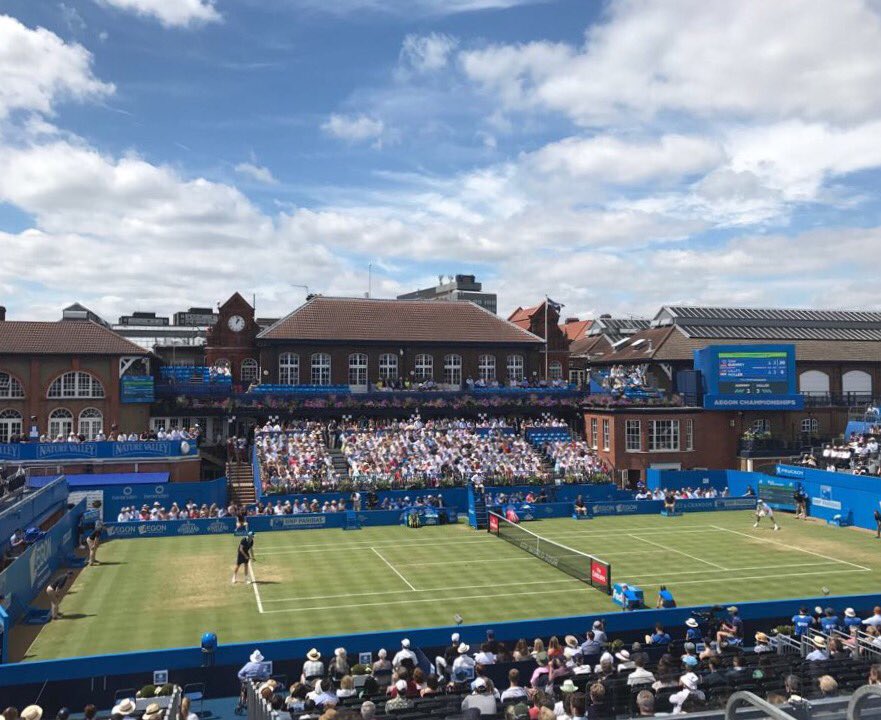 SimonLong_3's tweet photo. The perfect English summer @QueensTennis https://t.co/7dKTz0Omwq