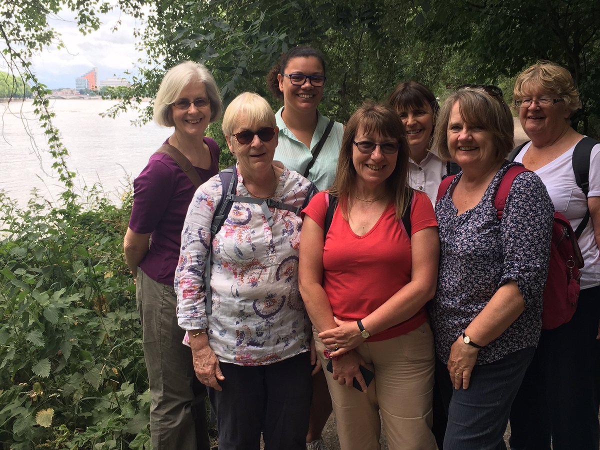 PipMcKerrow's tweet photo. Thank @Guiding_LaSER #Bridges17 Team - great talk&walk mtg from Barnes Bridge to Putney Bridge #guidinginaction #greatteam https://t.co/Cyzf6m8pST