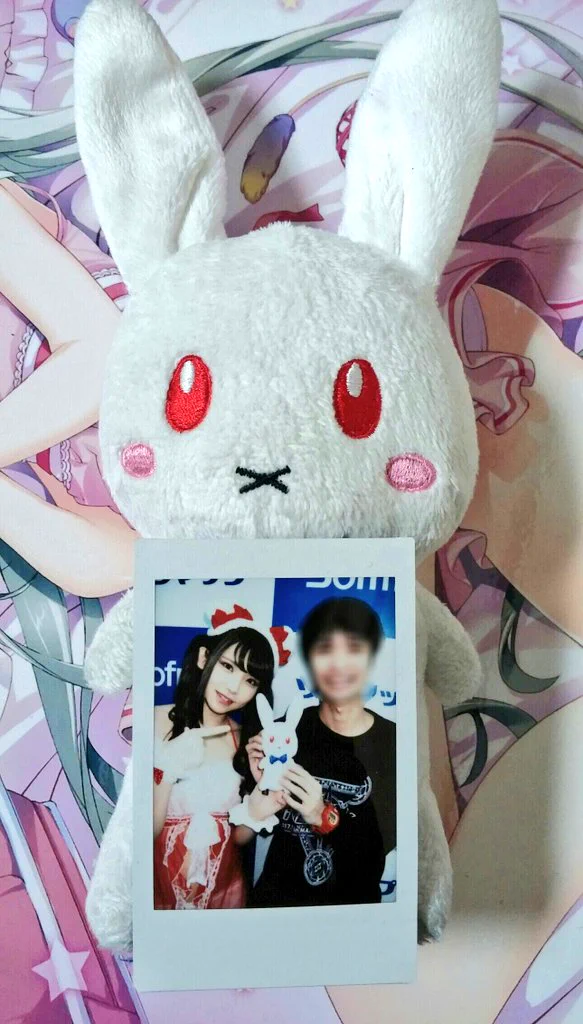 えなこ on X: 