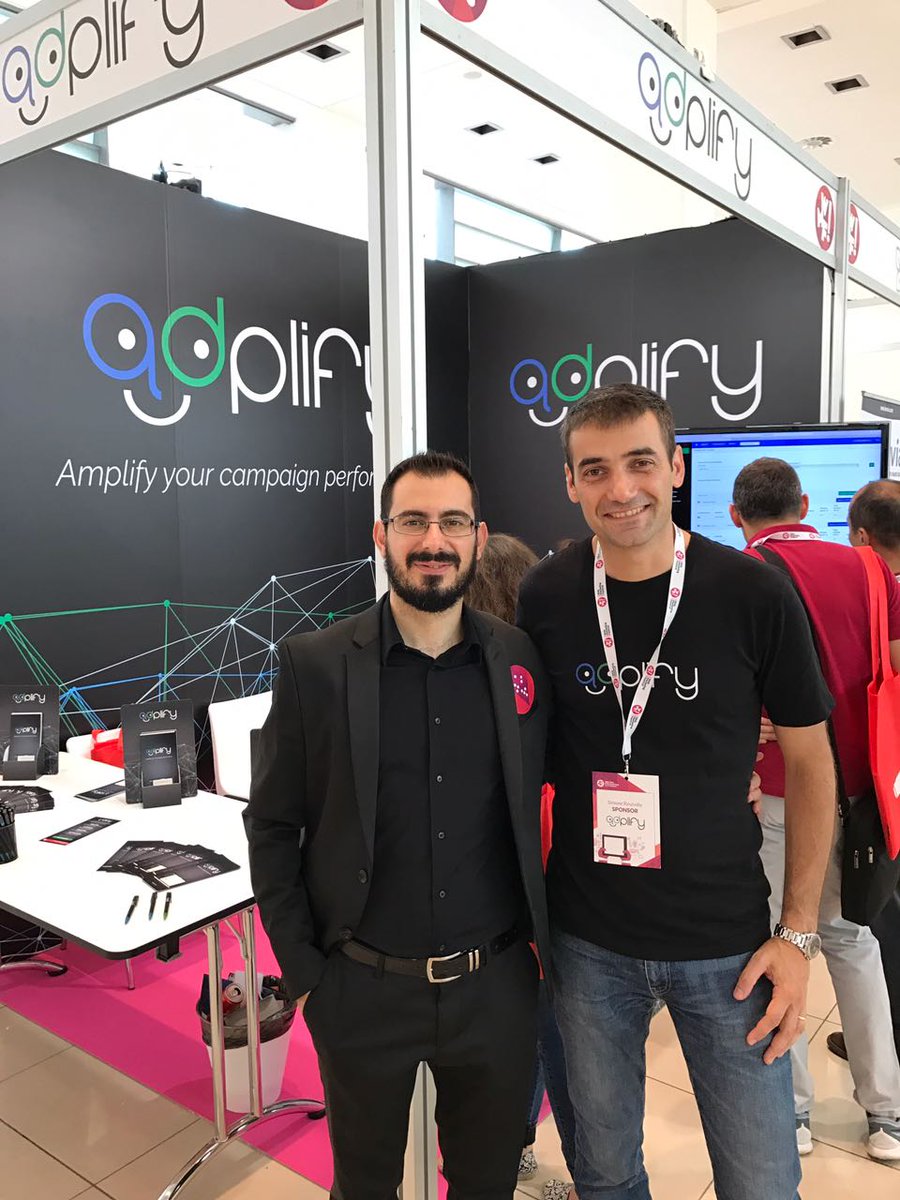 adplify's tweet photo. @srinzivillo con @giorgiotave presso il nostro stand #wmf17 #Searchmarketing  #adplify #scopriadplify #brandnewplatform #tryadplify https://t.co/G9uAPL7rj2