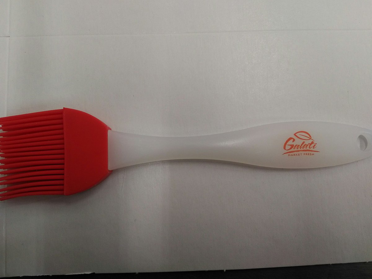 GalatiMarket's tweet photo. #Canada150 @GalatiMFresh giving away spatulas to our first #150Customers #GetYoursNow #LikeForLikes #TagForLikes https://t.co/MJyUw7qqnq