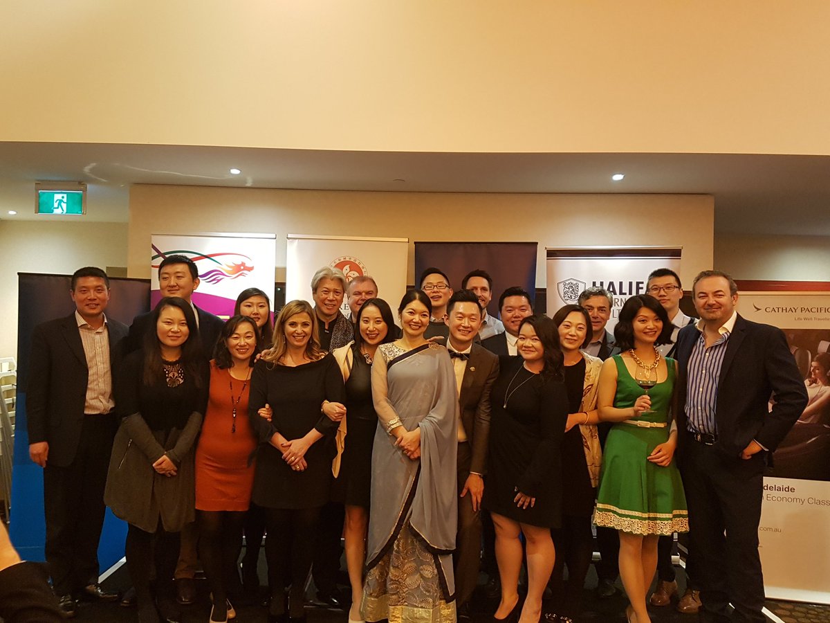 michelle_t_lam's tweet photo. Thank you for a great night #hkaba @Junpark5061 @claudepiscione1 @Daren @ANZ_AU https://t.co/deCW3kvv5a