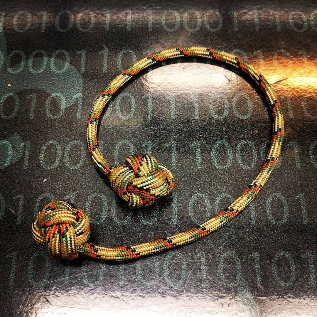 eXtremeParacom's tweet photo. Repost from @ig_paracord - Credit to @bart_extremepara : Monkey fist begleri. #extremepara #paracord #begleri - https://t.co/FuZuQSdOVN https://t.co/Vx3AgmtCoF
