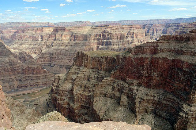 GrandCAdvisors's tweet photo. Writing a book of poetry is like dropping a rose petal down the Grand Canyon and waiting for the echo. #albuquer... https://t.co/gQW3ojtR4W