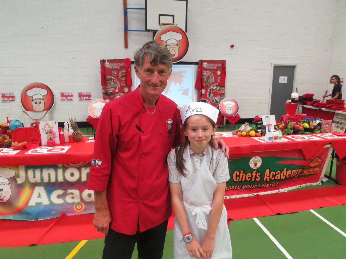 GhyllRoydSchool's tweet photo. Thanks again to @jnrchefs for your visit on Tuesday! The children had the best day! Read about what they got up to: https://t.co/VcBmTOmonO https://t.co/oYhnPRAFEZ
