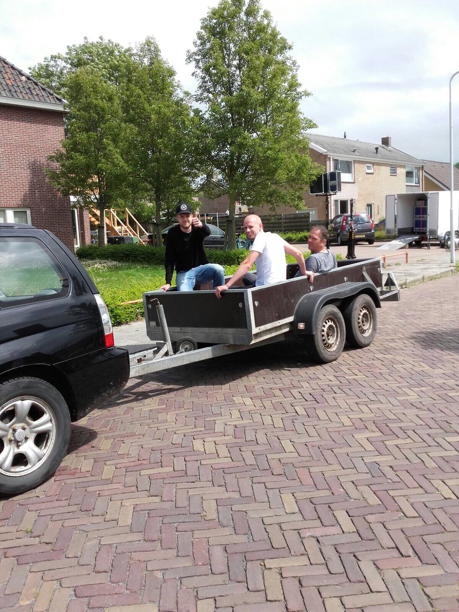 berltsumer tweet picture