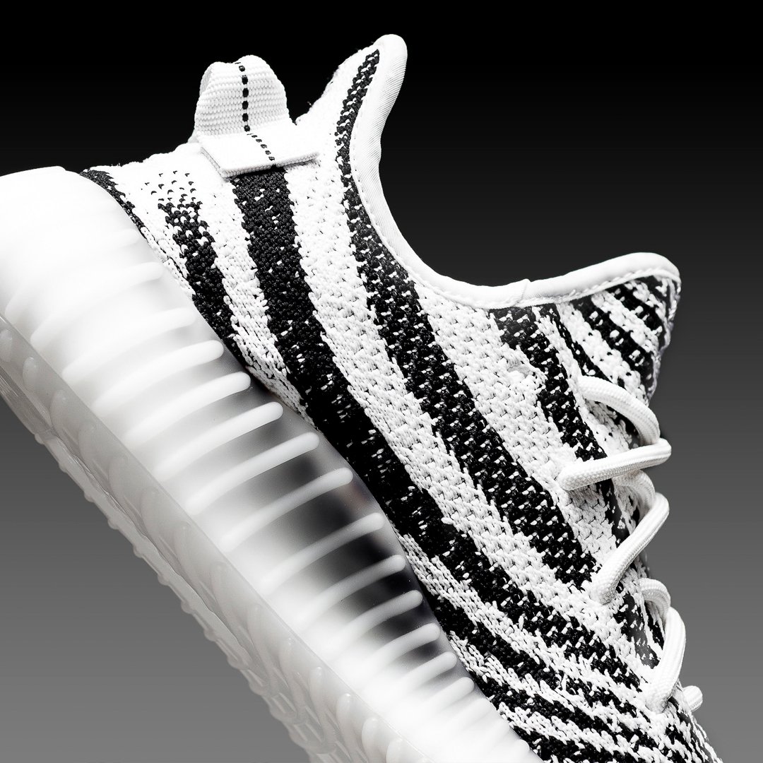 adidasalerts's tweet photo. Releasing soon on #adidas US.
adidas Yeezy Boost 350 V2.
—> https://t.co/5H35ivHnic https://t.co/jmnd3D7M5D
