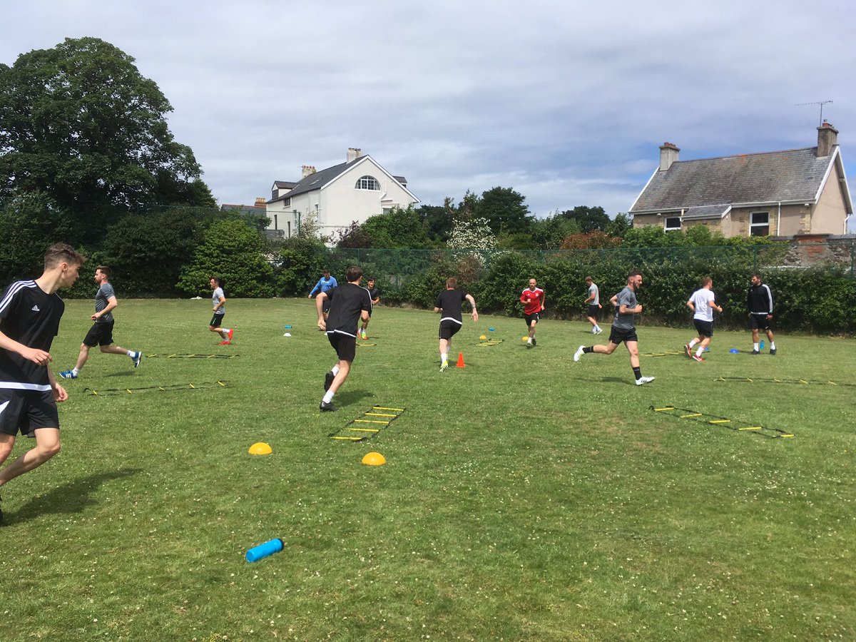 USPNorthWales's tweet image. @ConwyBoroughFC applying focus &amp;amp; intensity to @USPNorthWales #firststepquickness drills.