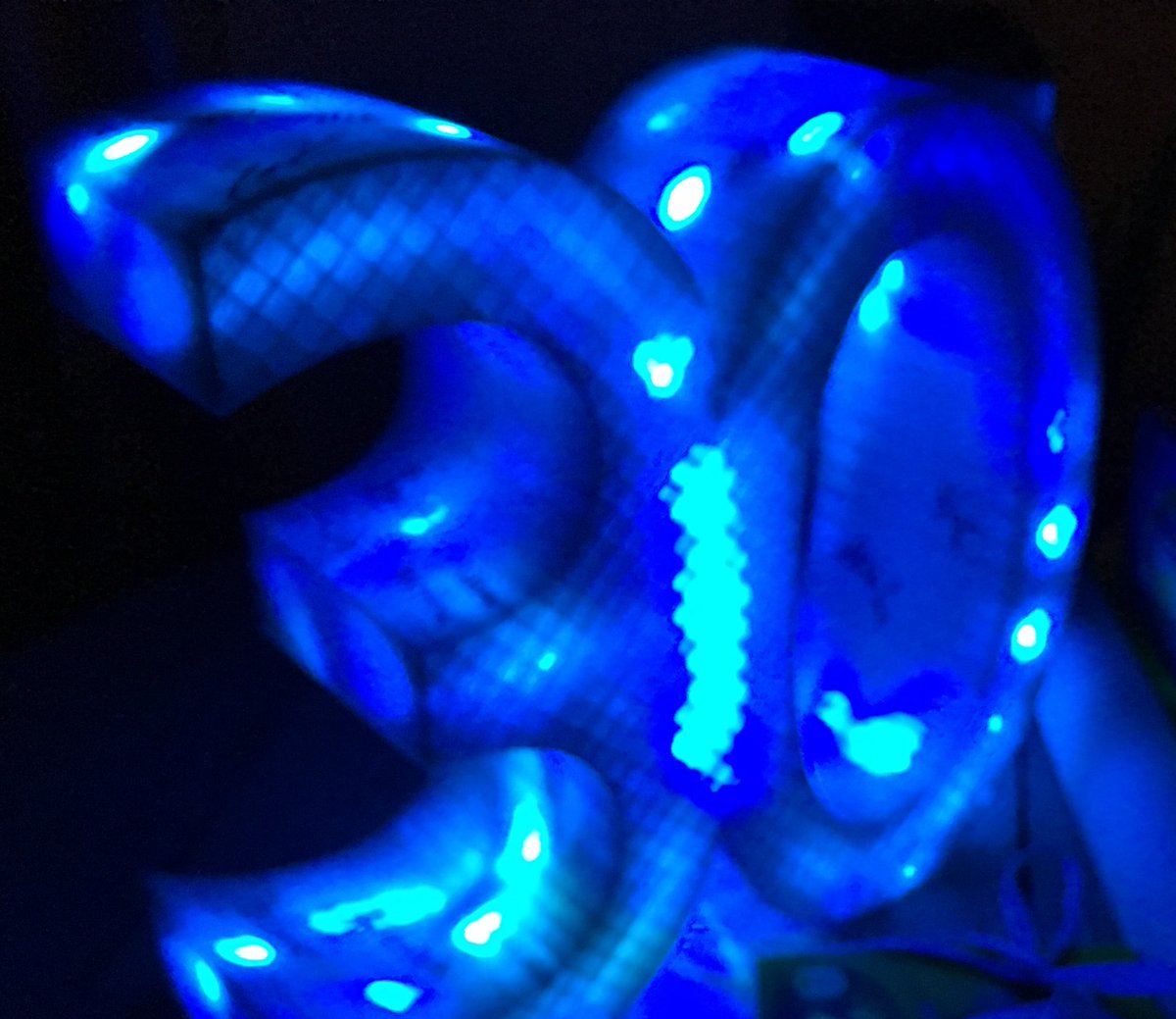 ManuelDewald's tweet photo. Biggest print so far on my #Lulzbot3D - lamp for 30th birthday of my brother. every guest ist asked to sign it. 27x27x10cm, no glue needed. https://t.co/yxCbdPN8BW