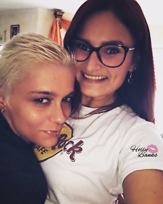 It was an honor for me to meet the wonderful  @MilaMilanxxx ,super woman 😍 and great performer !!! #liveyourliferight<a href="/tag/liveyourliferight"class="tags"><span>#liveyourliferight</span></a><a href="/tag/texaspattiproduktion"class="tags"><span>#texaspattiproduktion</span></a>